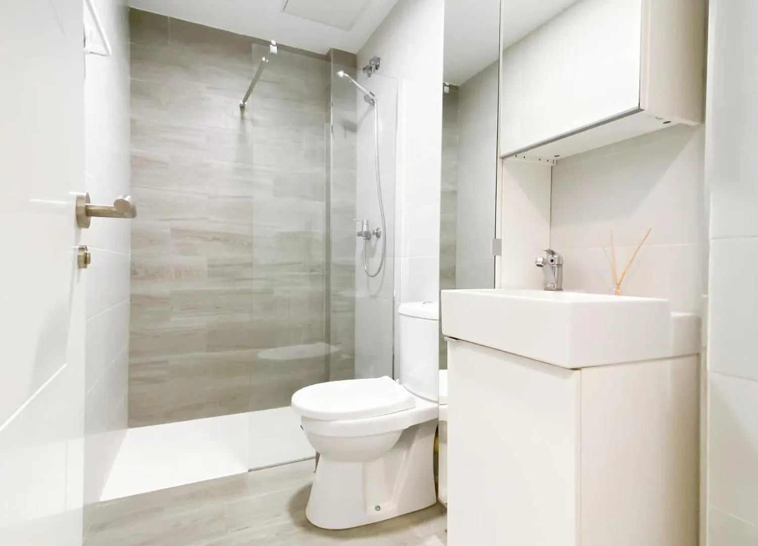 Apartment 3 Rooms Balneario Pedregalejo Malaga Spain